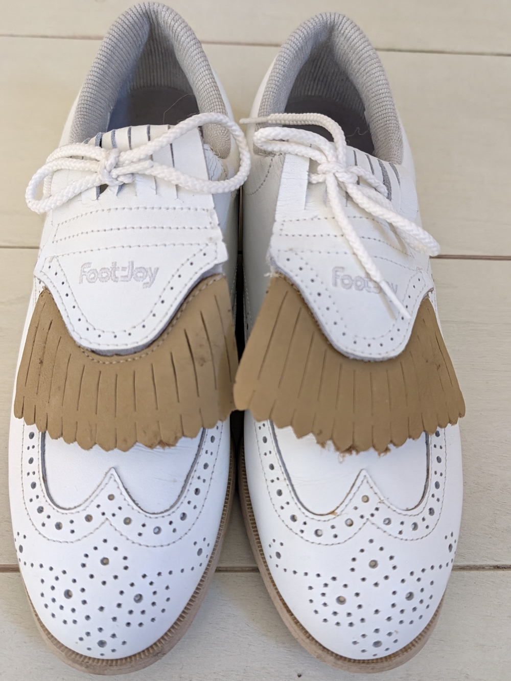 FootJoy Soft-Joys Women's White Leather Kiltie Wingtip Golf Shoes Size 8